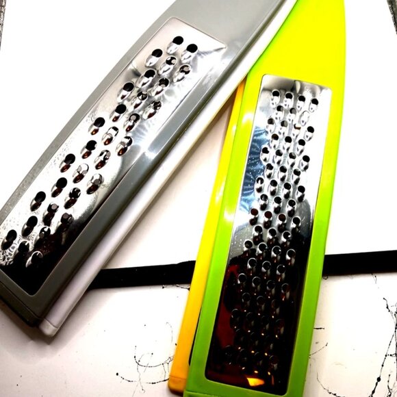 Lot Of 4 Stainless Steel 11" Flat Graters Fine to Course New - Picture 9 of 9